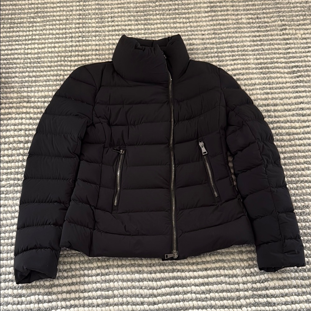 Moncler Women's Black Puffer Jacket Size 1. Gently Warn